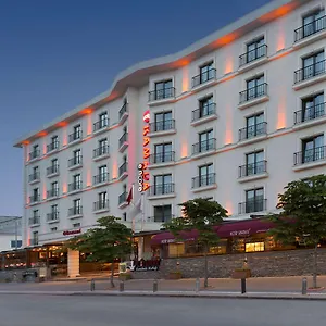 **** Отель Ramada By Wyndham Florya Турция