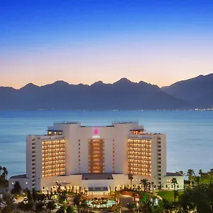 Hotel Akra